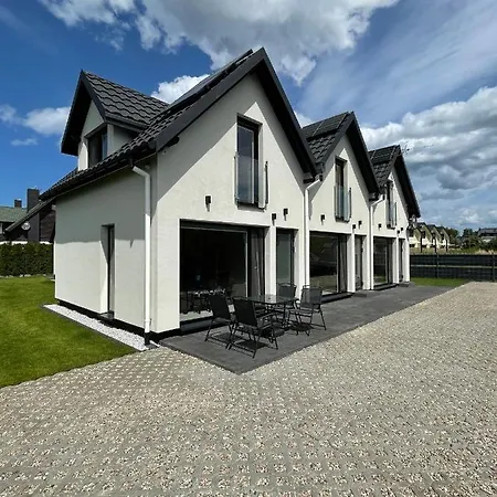 Villa Lilly 5 Stars Grzybowo  Exterior foto